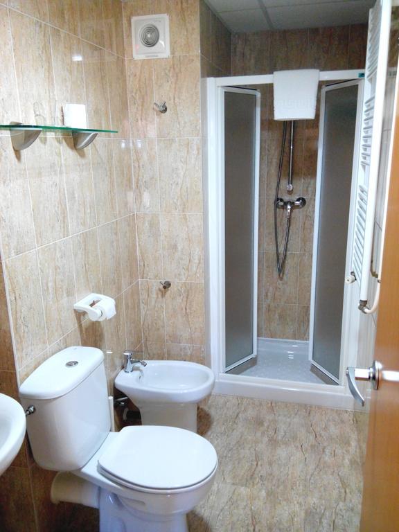 Hostal Sant Sadurni ซานต์ซาดูร์นี ดาโนยา ห้อง รูปภาพ