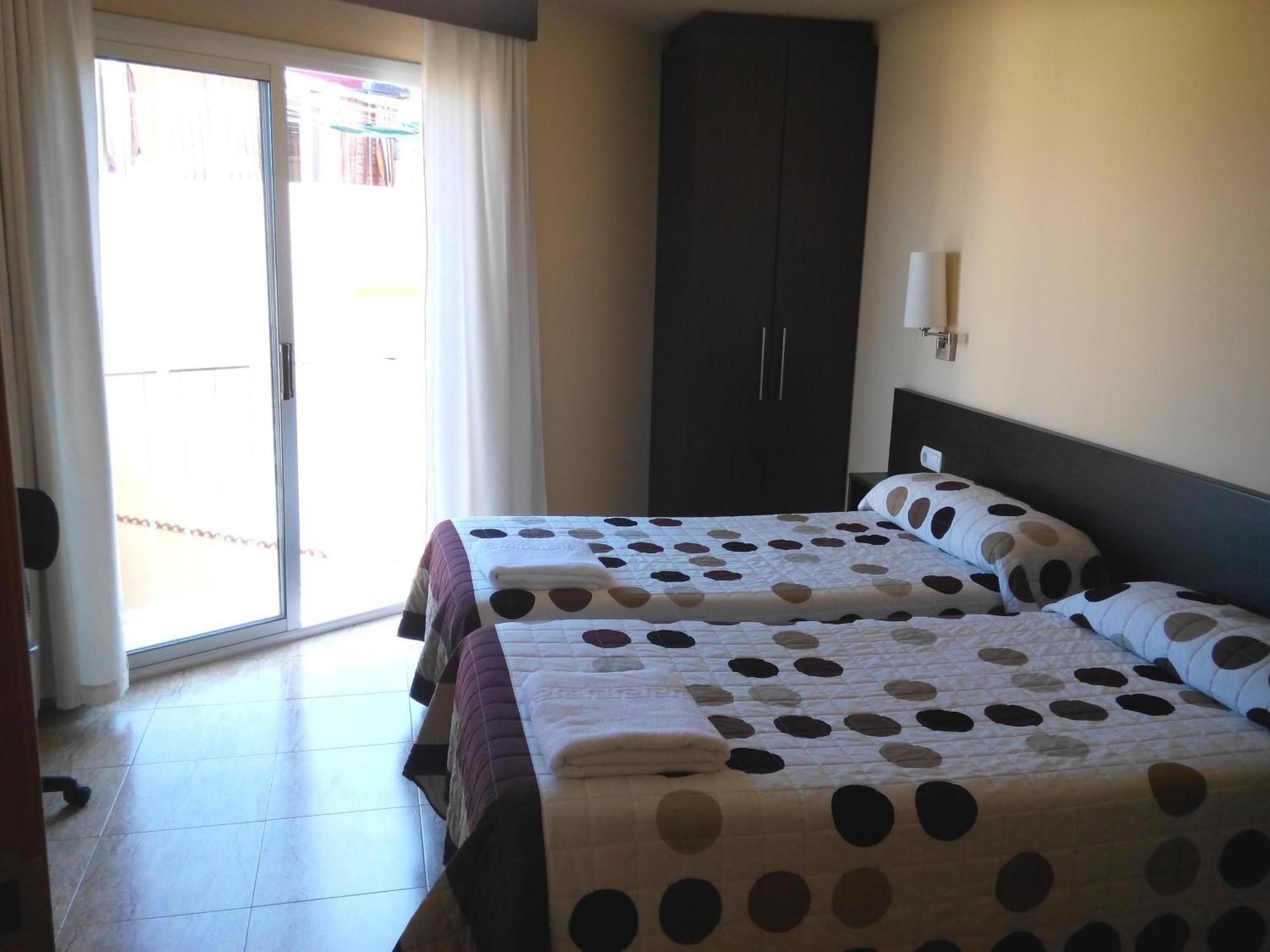 Hostal Sant Sadurni ซานต์ซาดูร์นี ดาโนยา ห้อง รูปภาพ